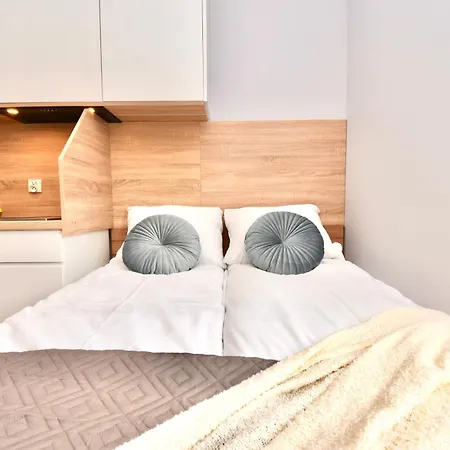 Totu Blue Velvet Hallera 237 Parking Appartement Gdańsk