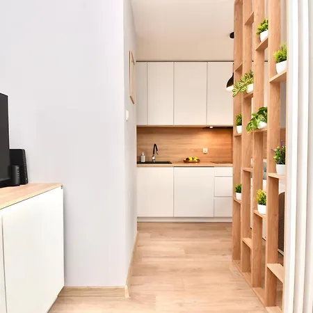 Totu Blue Velvet Hallera 237 Parking Appartement